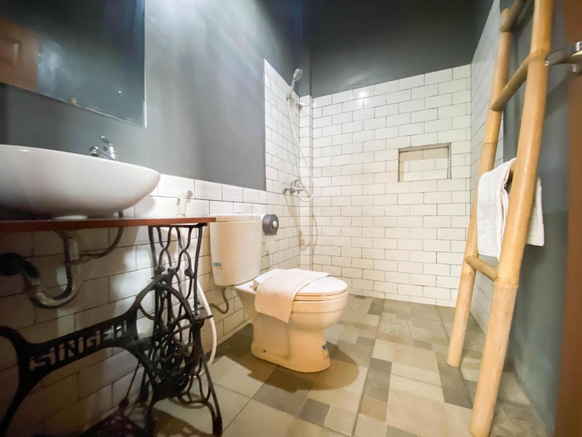 Hinggil Homestay Syariah Malioboro Yogya Mitra Reddoorz Yogyakarta Eksteriør billede