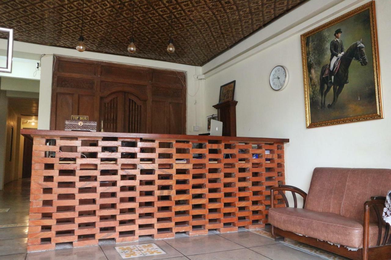 Hinggil Homestay Syariah Malioboro Yogya Mitra Reddoorz Yogyakarta Eksteriør billede